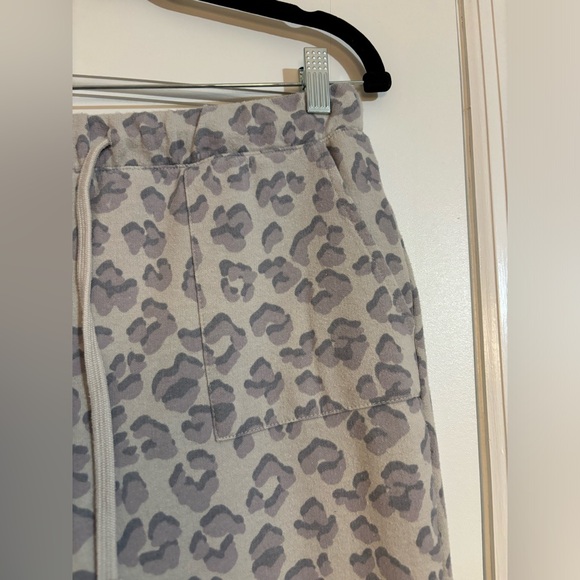 Lucky Brand Leopard Print Joggers Womens Small - Picture 7 of 9